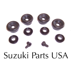 CUP / BOOT SET / REAR BRAKE CYLINDER PISTON (OEM) - SAMURAI '85-'95